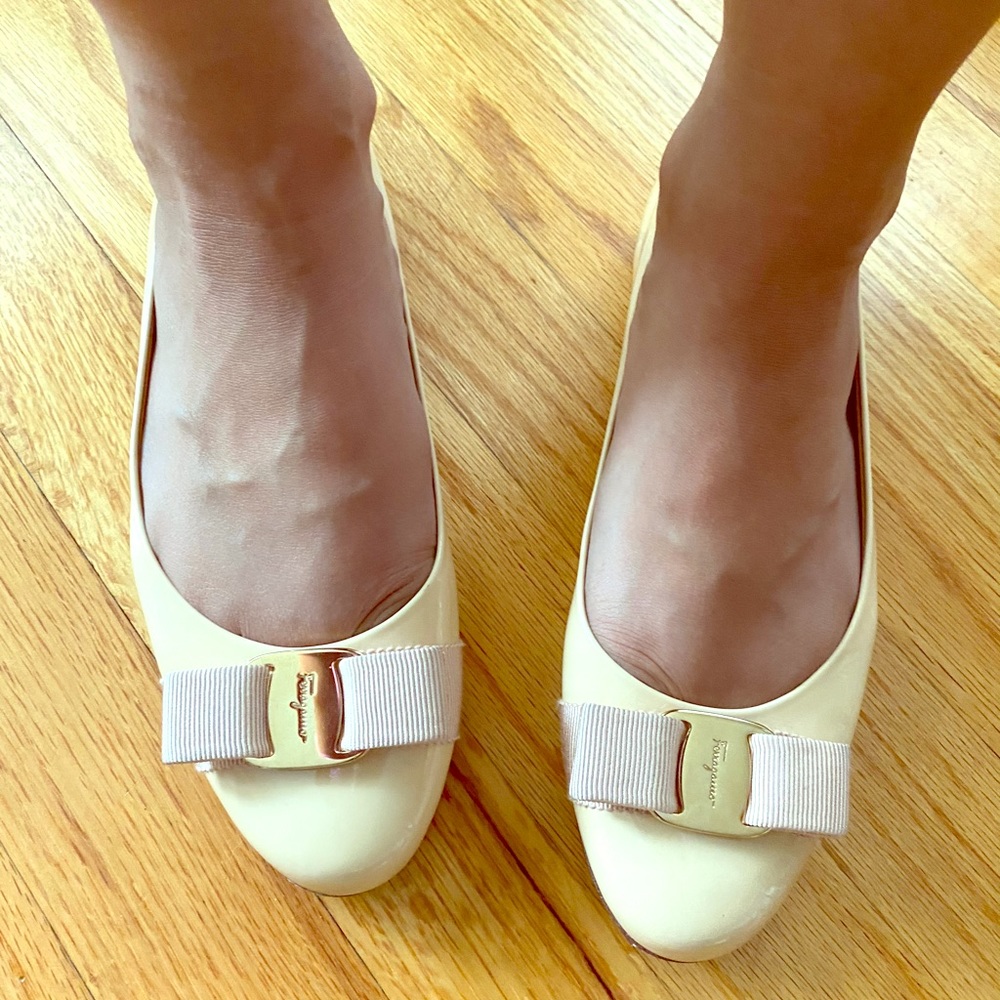 Salvatore Ferragamo Patent Varina Ballet Flats